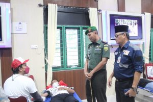 Peduli sesama, Pemkab Muba dan Kodim 0401 Muba Berbagi kepada Keluarga Beresiko Stunting