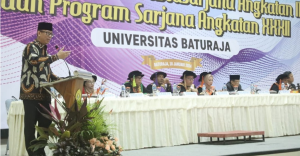 Hadiri Wisuda 310 Mahasiswa Unbara, Ini Pesan PJ Bupati OKU