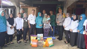 Percepat Penurunan Stunting Pj Walikota Prabumulih Tinjau dan Berikan Bantuan