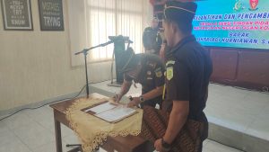 Pimpin Pelantikan Kasi Pidum Kejari OKU,Ini Pesan Kajari OKU