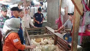 Pj Sekda Pimpin Operasi Sidak Pasar bersama Tim Satgas Ketahanan Pangan Kota Prabumulih