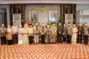 Kompak Pakai Gambo Muba, Pj Bupati Apriyadi Boyong Kepala OPD Halal Bihalal ke Forkopimda Sumsel