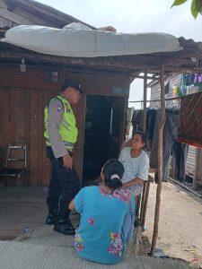 Pasca Lebaran Polsek pemulutan laksanakan himbauan Kamtibmas agar waspada bencana alam angin puting beliung dan Tanah longsor 