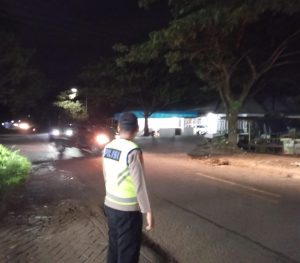 Polsek pemulutan laksanakan patroli di seputaran daerah rawan 
