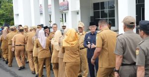 Pj.Bupati OKU Teddy Meilwansyah Pimpin Apel Gabungan dan Halal Bihalal  Bersama ASN