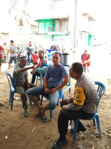 Bhabinkamtibmas Polsek pemulutan laksanakan sambang desa selain jaga Kamtibmas ingatkan warga waspada bencana alam 