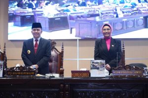 DPRD Prov.Sumsel Dapat Menerima Jawaban Gubernur atas Pandangan Umum Fraksi dan Bentuk Pansus Bahas 6 Raperda