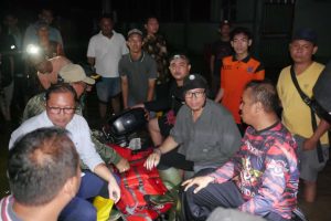 Gerak Cepat Pj. Bupati OKU H. Teddy Meilwansyah Bersama Forkopimda Tinjau Titik Lokasi Banjir