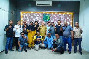 Pj Bupati H Sandi Sambut Langsung Aspirasi Masyarakat Muba
