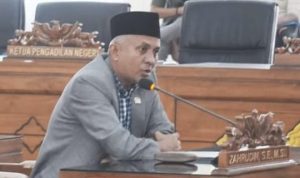 Ketua Fraksi PPP DPRD Kabupaten Ogan Ilir, Minta Dinas Lingkungan Hidup Stressing Petugas Kebersihan pada saat rapat paripurna