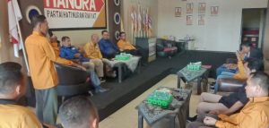 Tim YPN Kembalikan Formulir Penjaringan Bacabup Ke DPC Partai Hanura Kab. OKU, Joni Awaludin : Bukti Keseriusan YPN Dalam Pencalonan