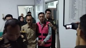 Rugikan Negeri Lebih Kurang 400 Juta, Kejari OKU Selatan Tahan Kades Mahanggin