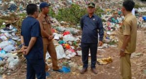DPRD Prabumulih Tegur Disperkim Untuk Perbaiki Akses Jalan Menuju TPA Sungai Medang