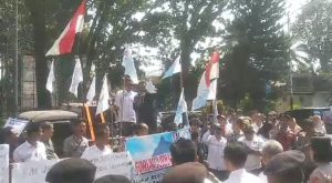 Ratusan Jurnalis Geruduk Gedung DPRD Lahat, Ini Penyebabnya