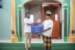 PTBA Salurkan Bantuan kepada Masyarakat Tanjung Enim dalam Program Sobat Aksi Ramadan