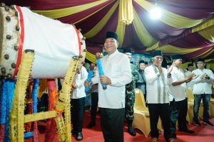 Bupati H M Toha Lepas Ratusan Kendaraan Hias Yang Ikuti Pawai Takbir