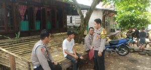 Sambang ke desa binaan Bhabinkamtibmas Polsek pemulutan ajak warga jaga Kamtibmas