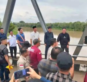 Bupati Pali Dampingi Gubernur Sumatera Selatan ke Lokasi Rencana Pembangunan Jembatan Penghubung Antar Kabupaten