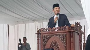 Bupati Pali Asgianto Sholat Idul Fitri di Masjid Handayani Mulya