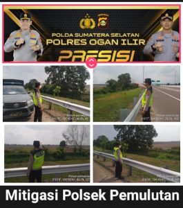 Bersama tim terpadu personil Polsek Pemulutan patroli titik rawan kebaran lahan