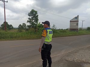 Laksanakan patroli rutin Polsek Pemulutan antisipasi kejahatan jalanan