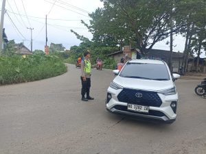 Antisipasi kejahatan jalanan di jalan lintas Sumatera dan jalan tol ini yang di lakukan personil Polsek Pemulutan !