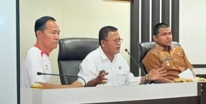WALIKOTA PRABUMULIH PIMPIN RAPAT KOORDINASI, TEKANKAN SENAM BUGAR MASSAL DAN PENINGKATAN PELAYANAN PUBLIK