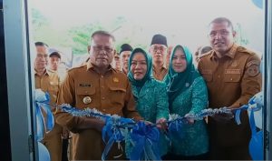 WALIKOTA PRABUMULIH RESMIKAN KANTOR KELURAHAN GUNUNG IBUL SELATAN 
