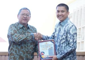 Bupati Ogan Ilir Terima LHP Kinerja Penuntasan TBC dari BPK Sumsel